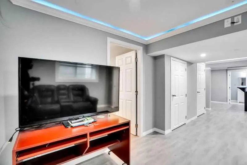 21 Cityscape Avenue NE