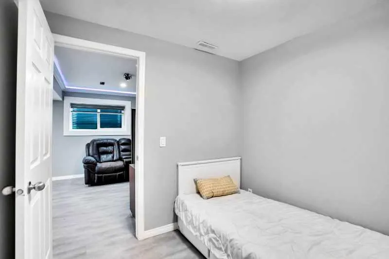 21 Cityscape Avenue NE