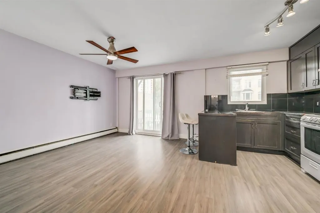 1027 12 Avenue SW, #201