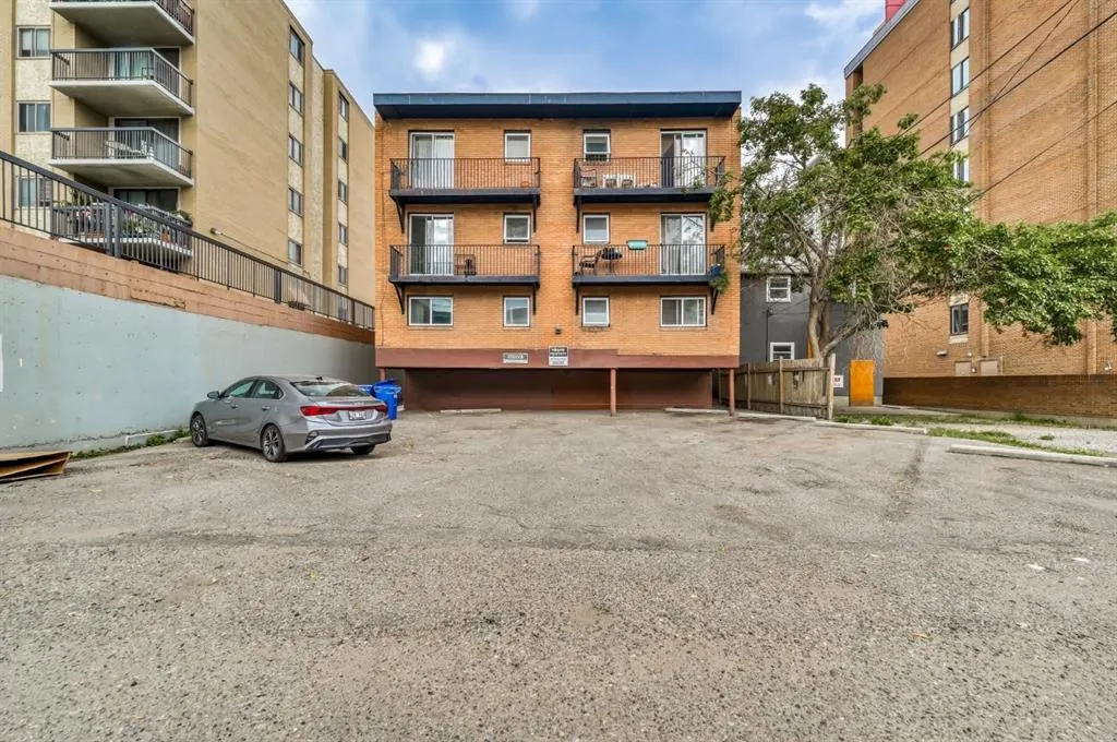 1027 12 Avenue SW, #201