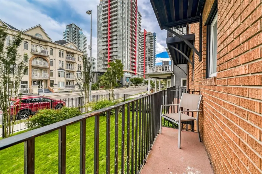1027 12 Avenue SW, #201