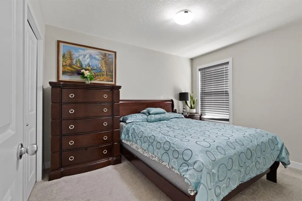 32 Cornerbrook Common NE
