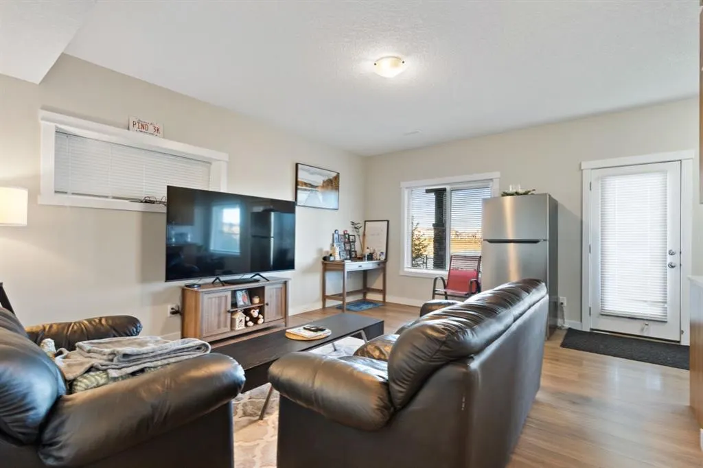 32 Cornerbrook Common NE