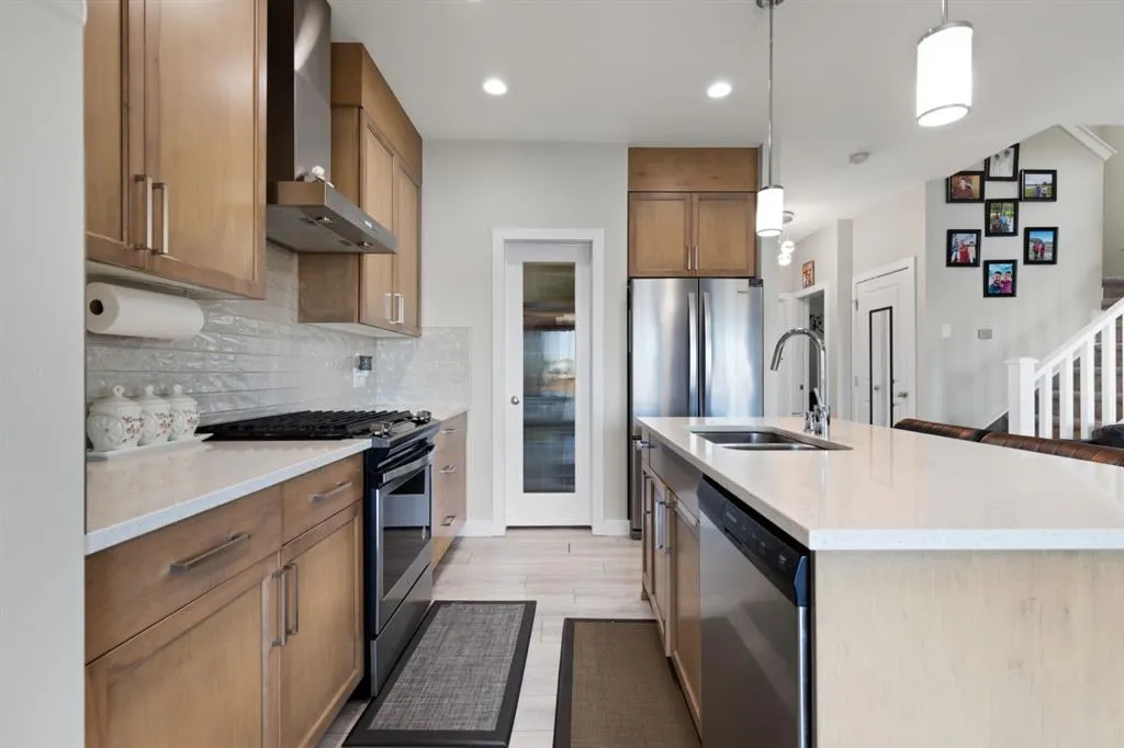 32 Cornerbrook Common NE