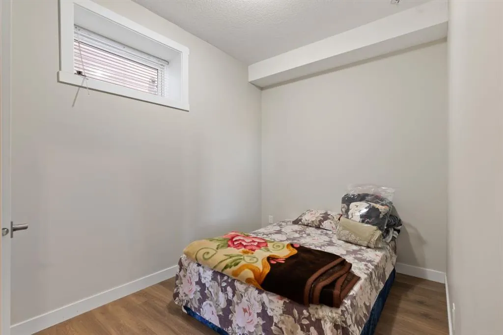 32 Cornerbrook Common NE