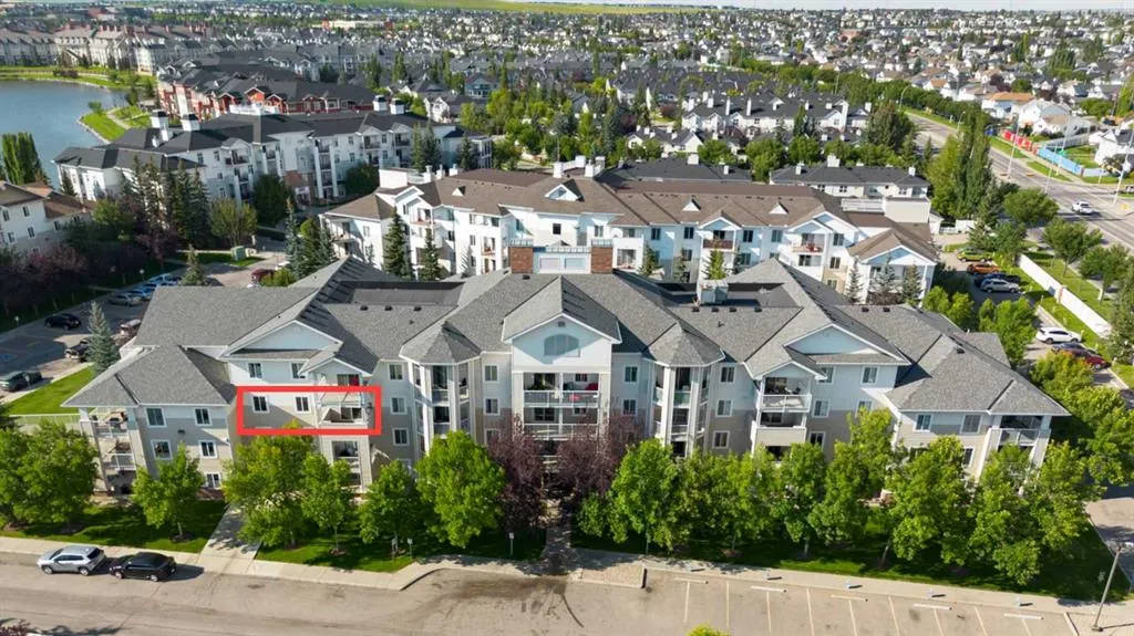 17 Country Village Bay NE, #1303