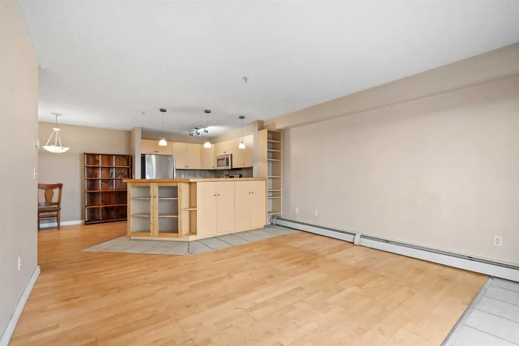 17 Country Village Bay NE, #1303