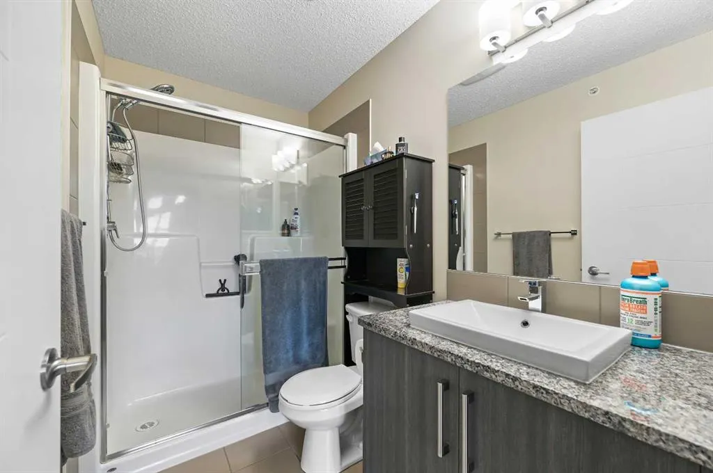 402 Marquis Lane SE, #410
