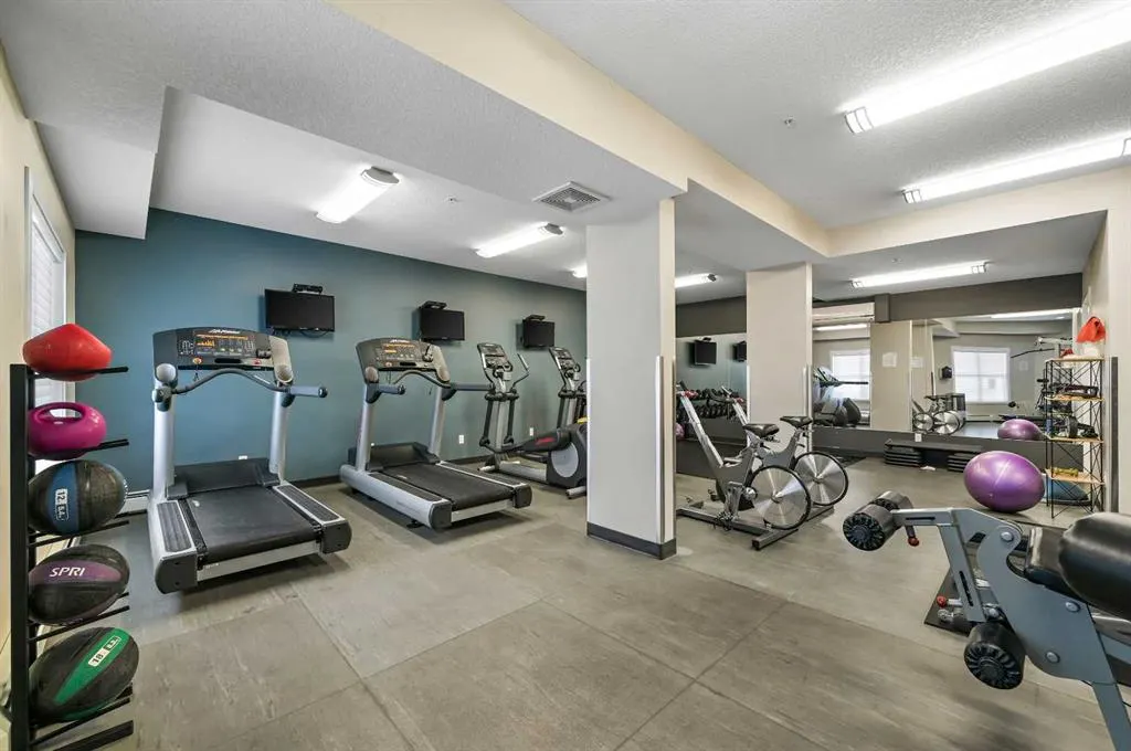 402 Marquis Lane SE, #410