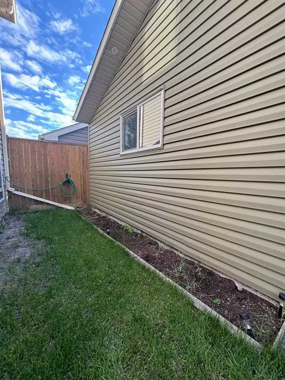 312 New Brighton Landing SE