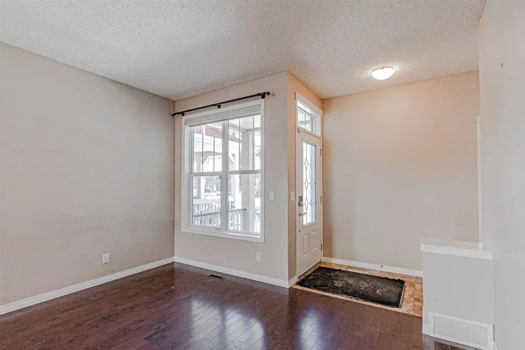 312 New Brighton Landing SE