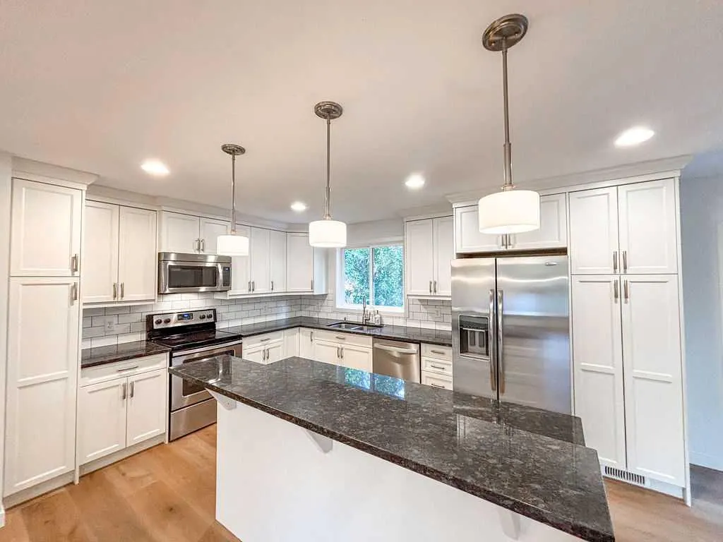 12 Oakbury Place SW
