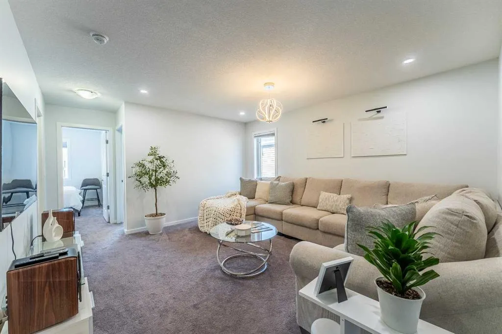 315 Windbury Road SW