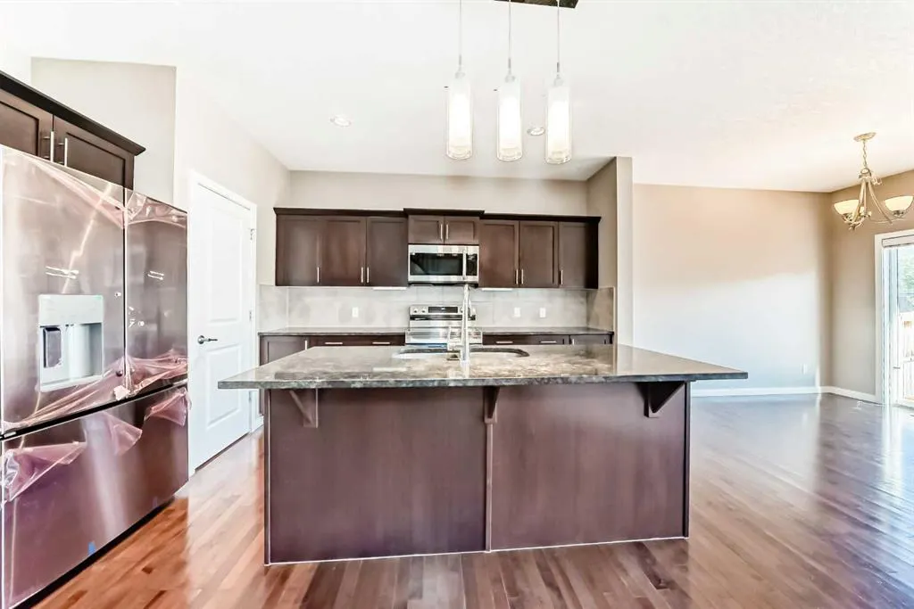326 Kincora Glen Rise