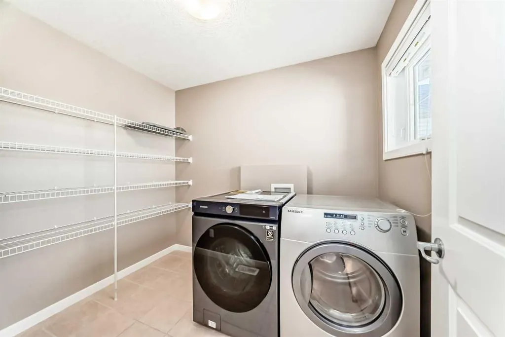 326 Kincora Glen Rise