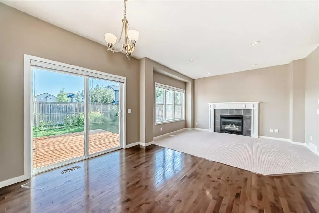 326 Kincora Glen Rise