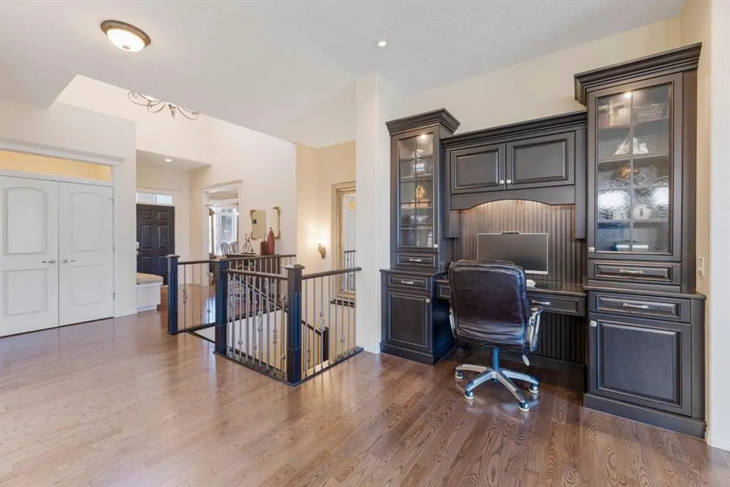 200 Auburn Sound View SE