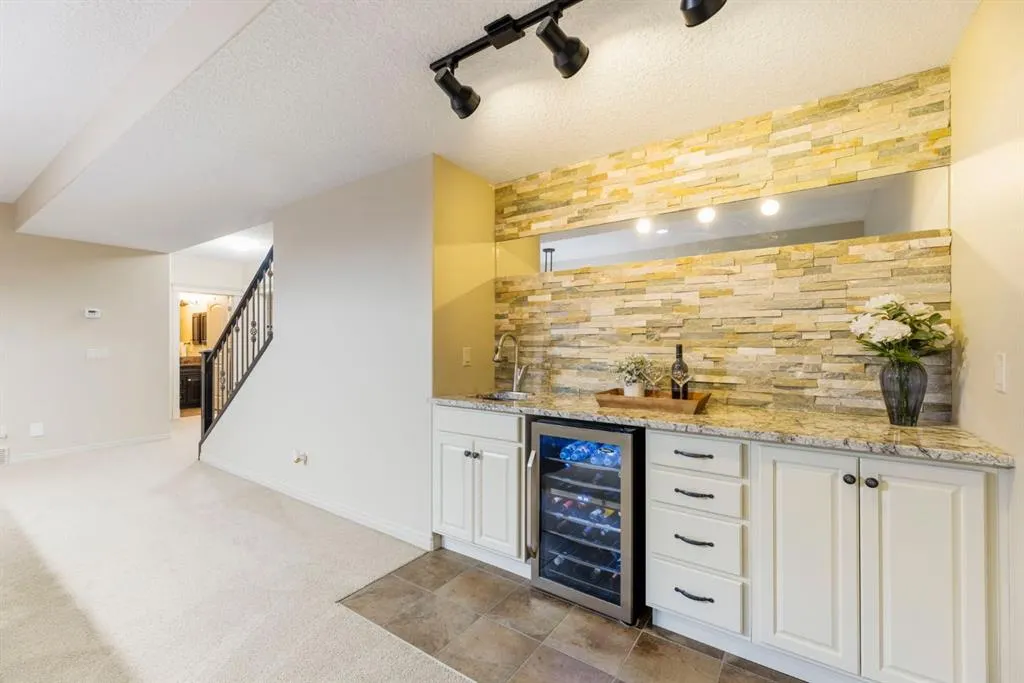200 Auburn Sound View SE