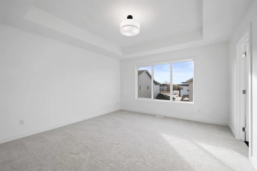 43 Carringvue Place NW