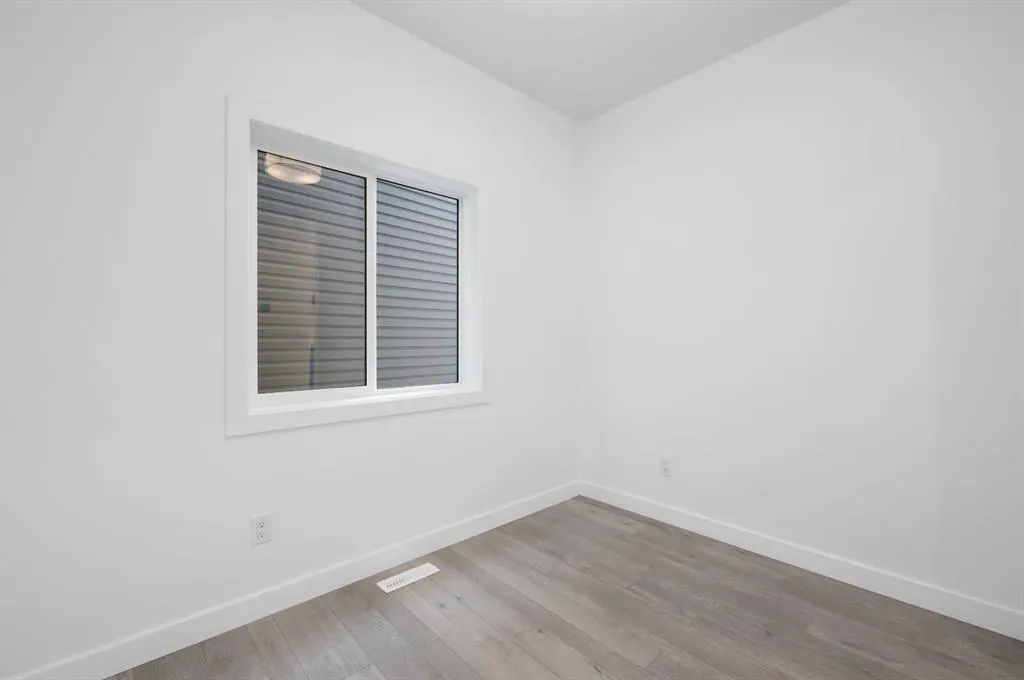 43 Carringvue Place NW