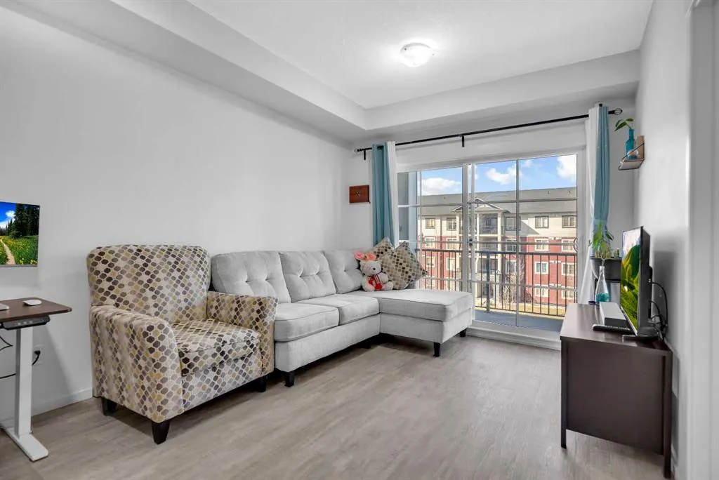 151 Legacy Main Street SE, #8306