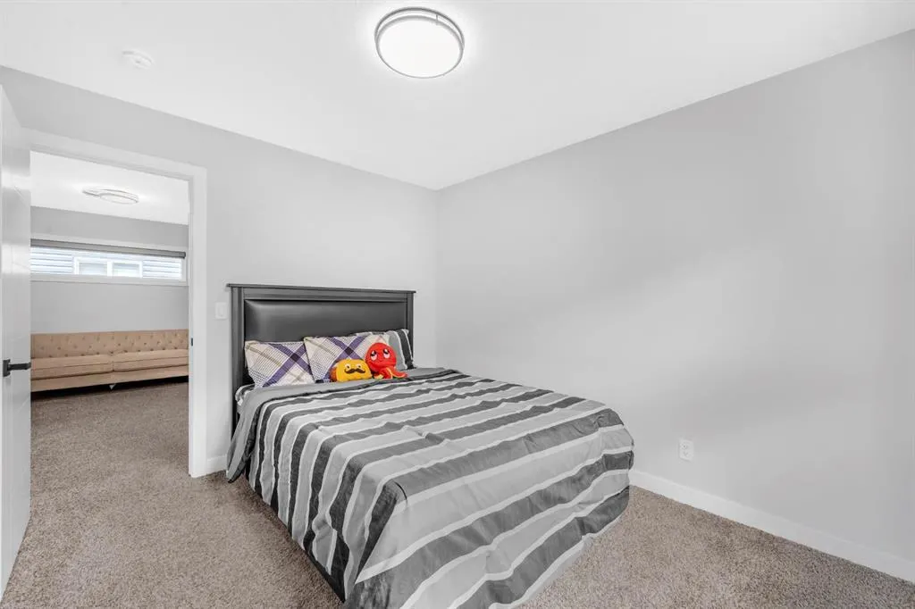 945 Midtown Avenue SW