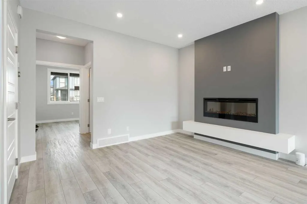 28 Legacy Glen Link SE