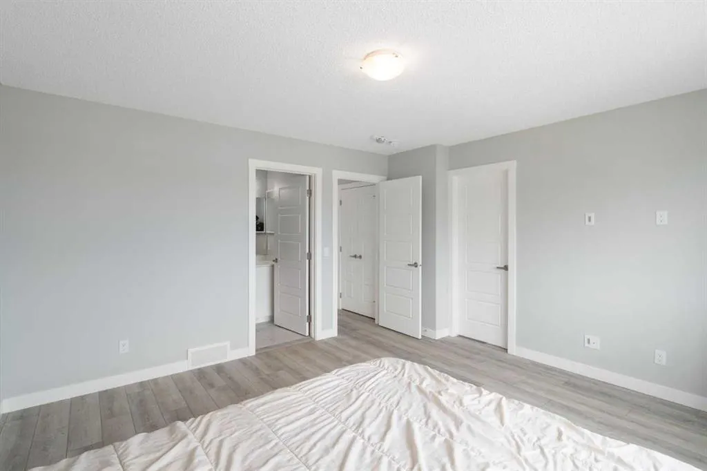 28 Legacy Glen Link SE