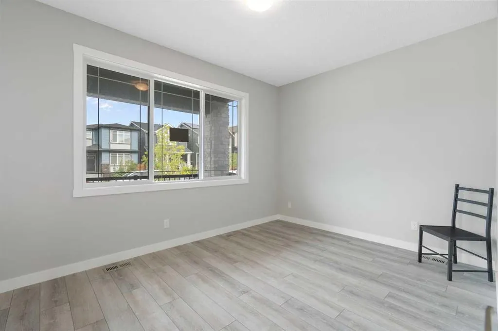 28 Legacy Glen Link SE