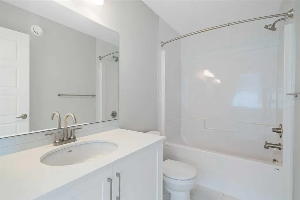 28 Legacy Glen Link SE