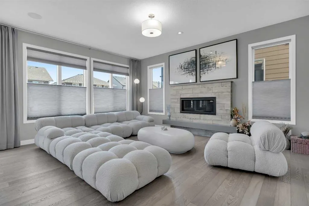 29 Magnolia Terrace SE
