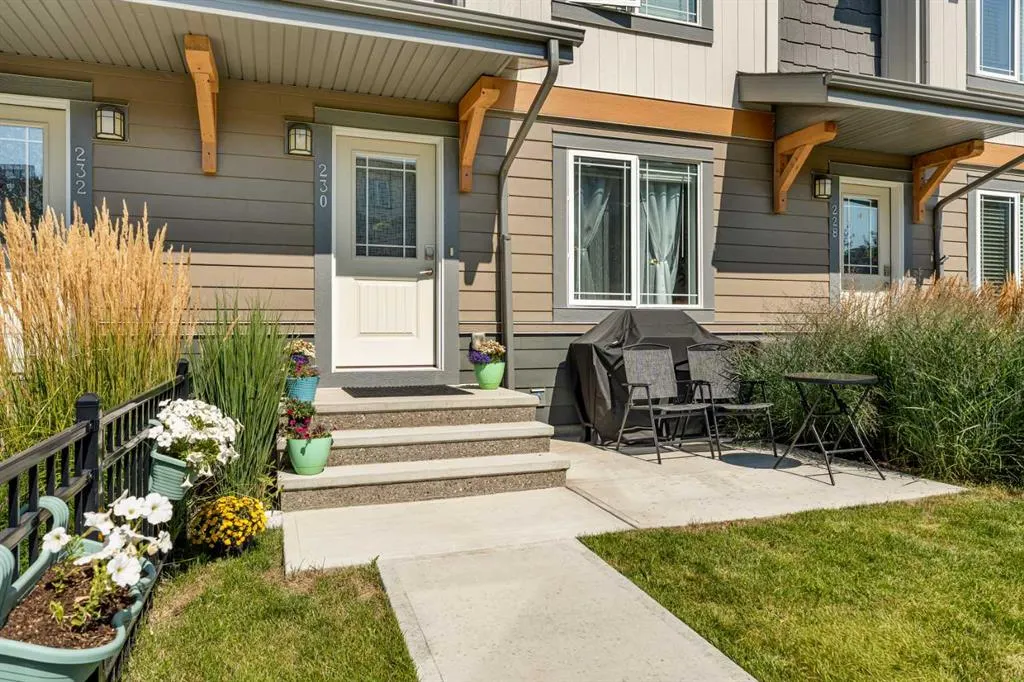 230 Auburn Meadows Manor SE