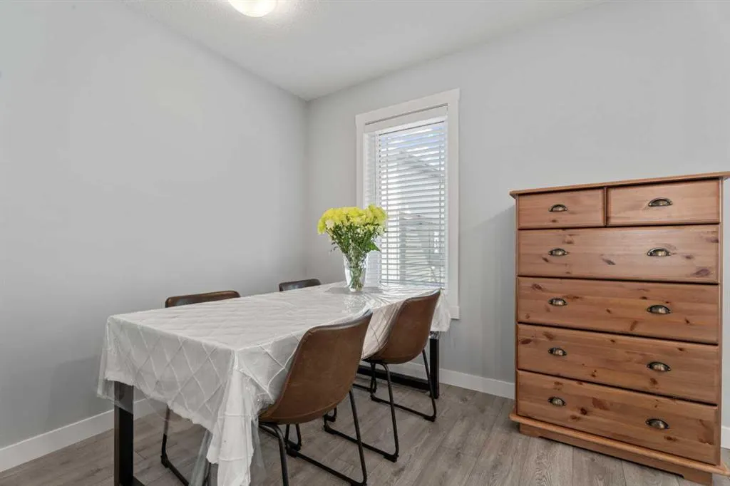 230 Auburn Meadows Manor SE