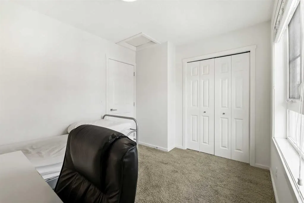 267 Copperpond Common SE