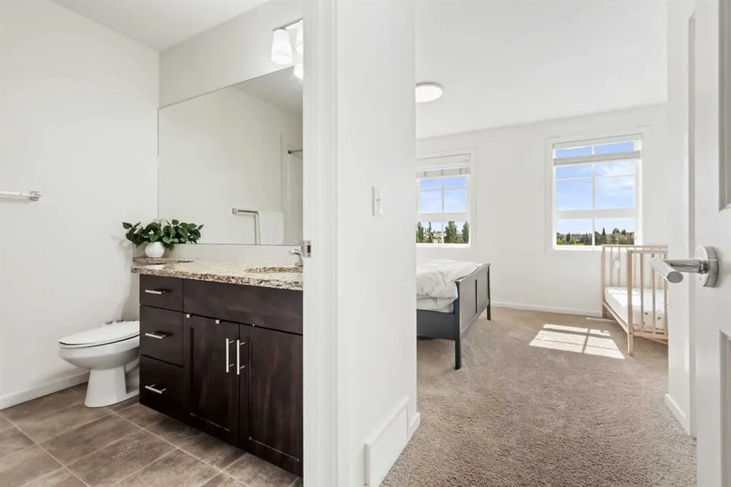 267 Copperpond Common SE