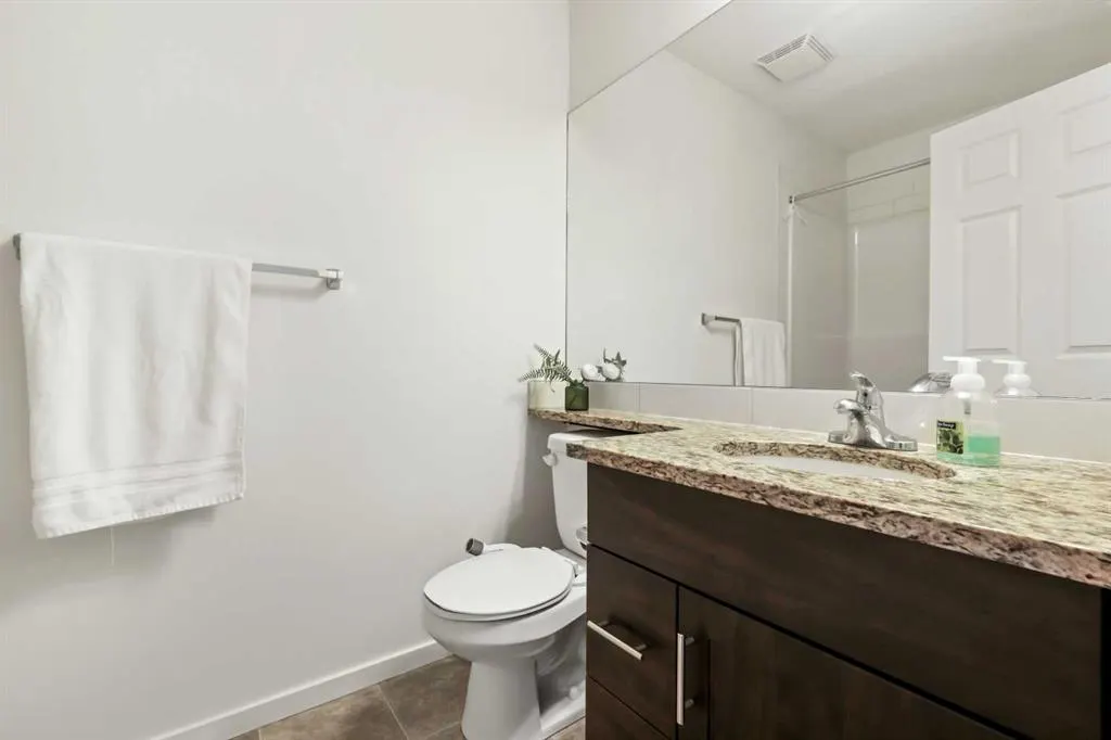 267 Copperpond Common SE