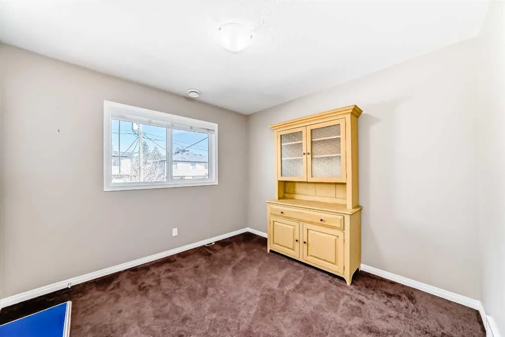134 6 Avenue, #A