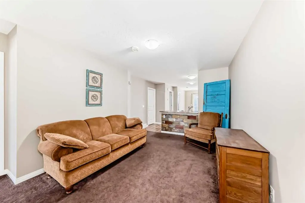 134 6 Avenue, #A