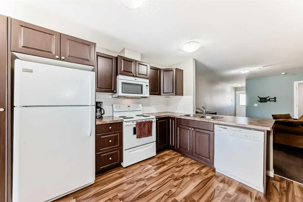 134 6 Avenue, #A