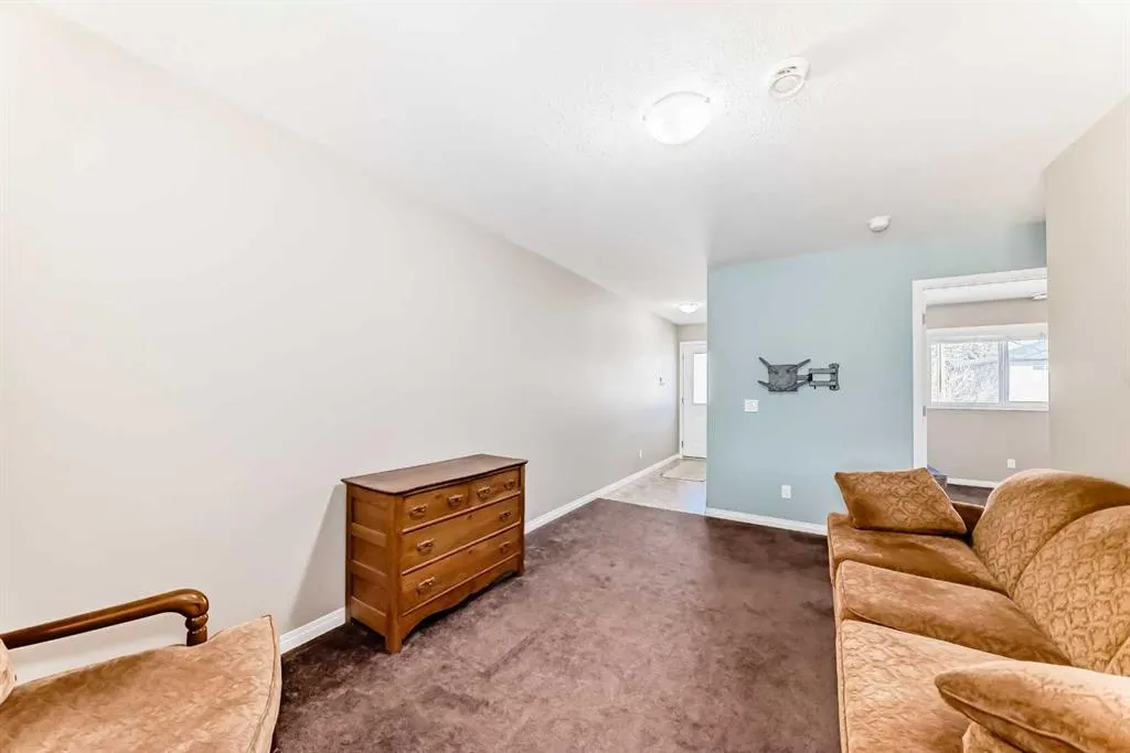 134 6 Avenue, #A