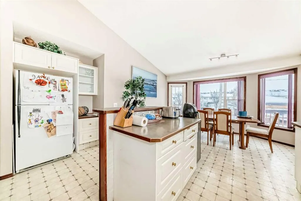 1 Madison Court