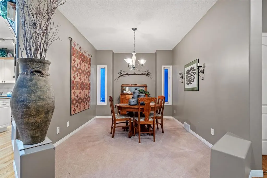 28 Gleneagles View