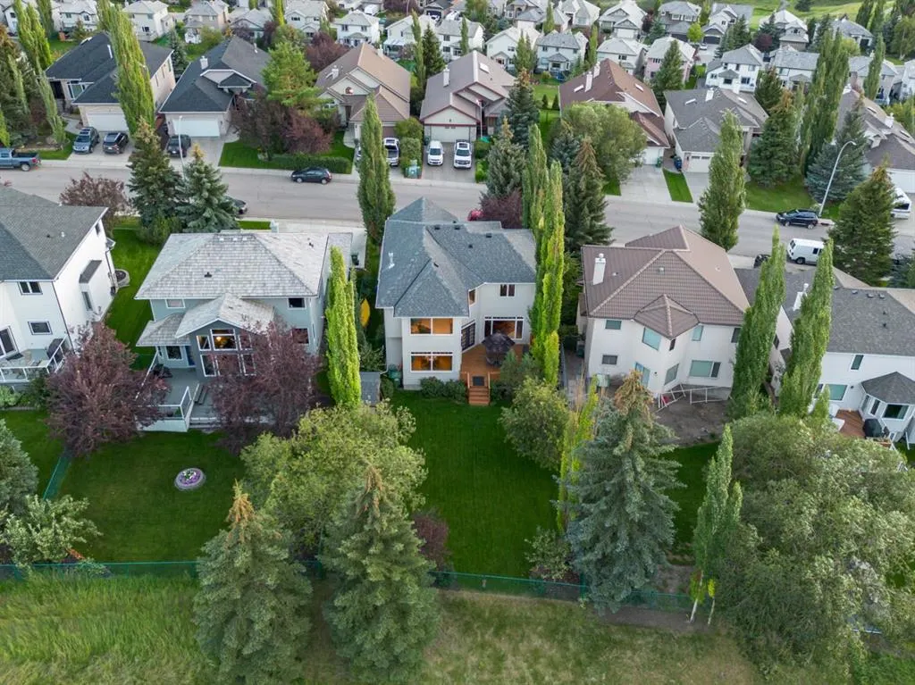 28 Gleneagles View