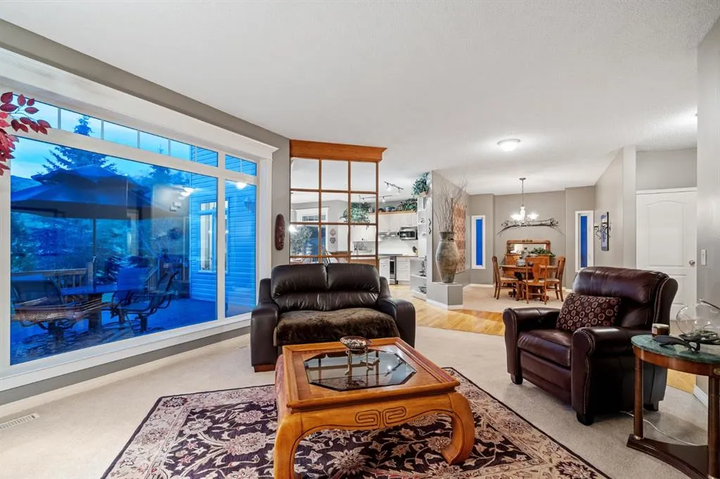 28 Gleneagles View