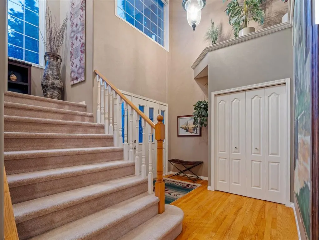 28 Gleneagles View