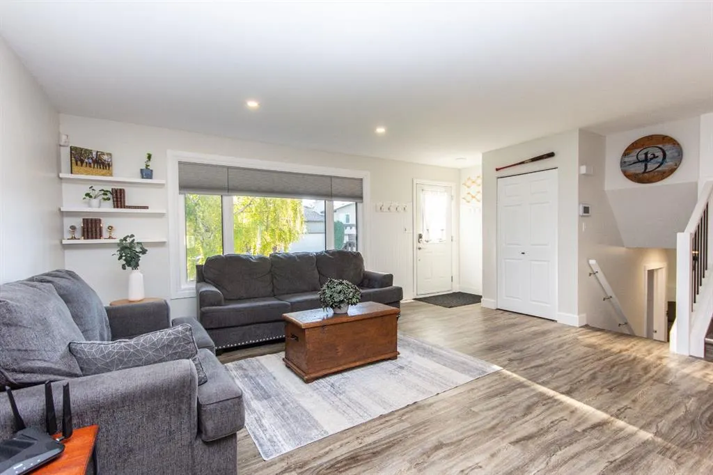 116 Carroll Crescent