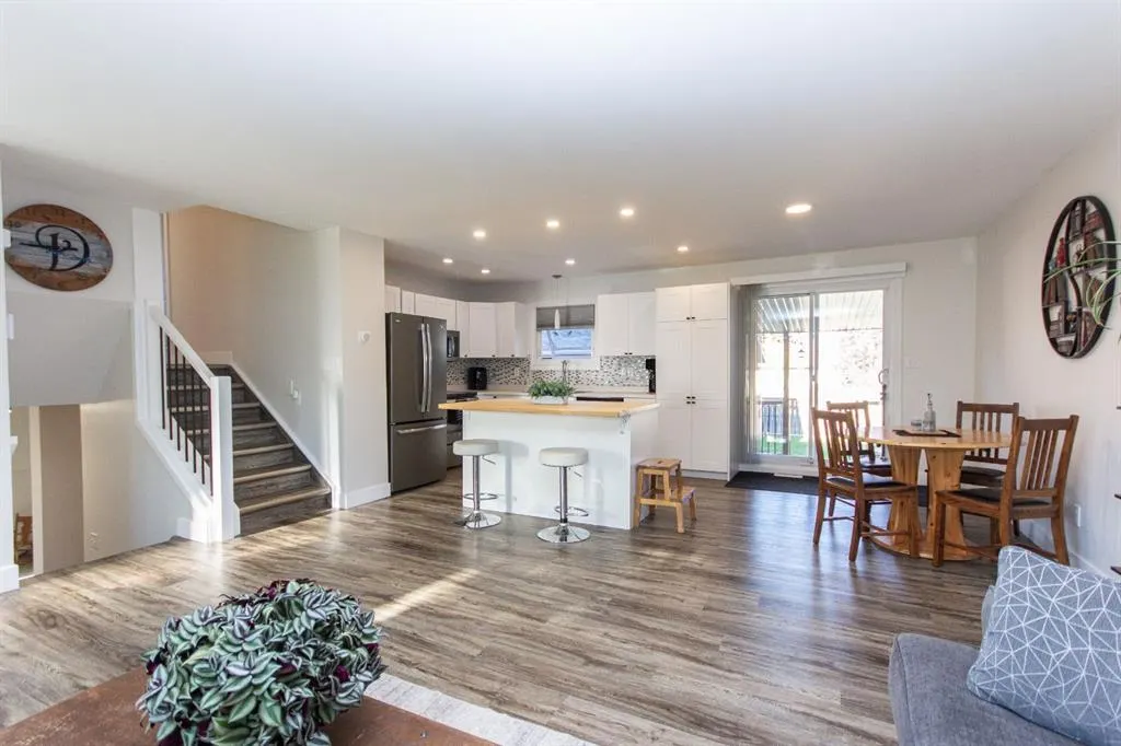 116 Carroll Crescent