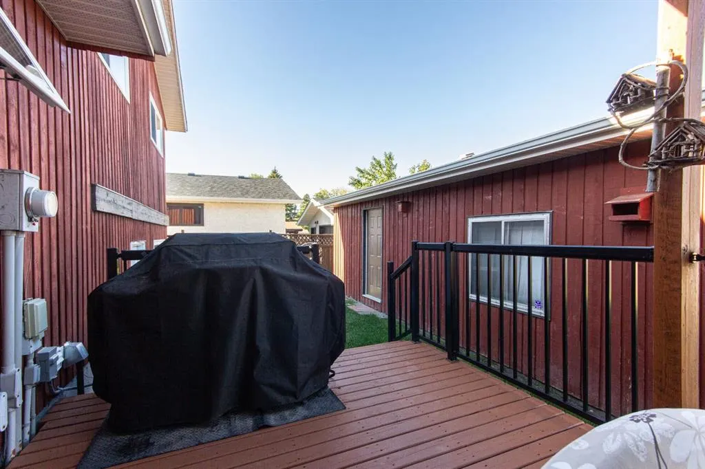 116 Carroll Crescent