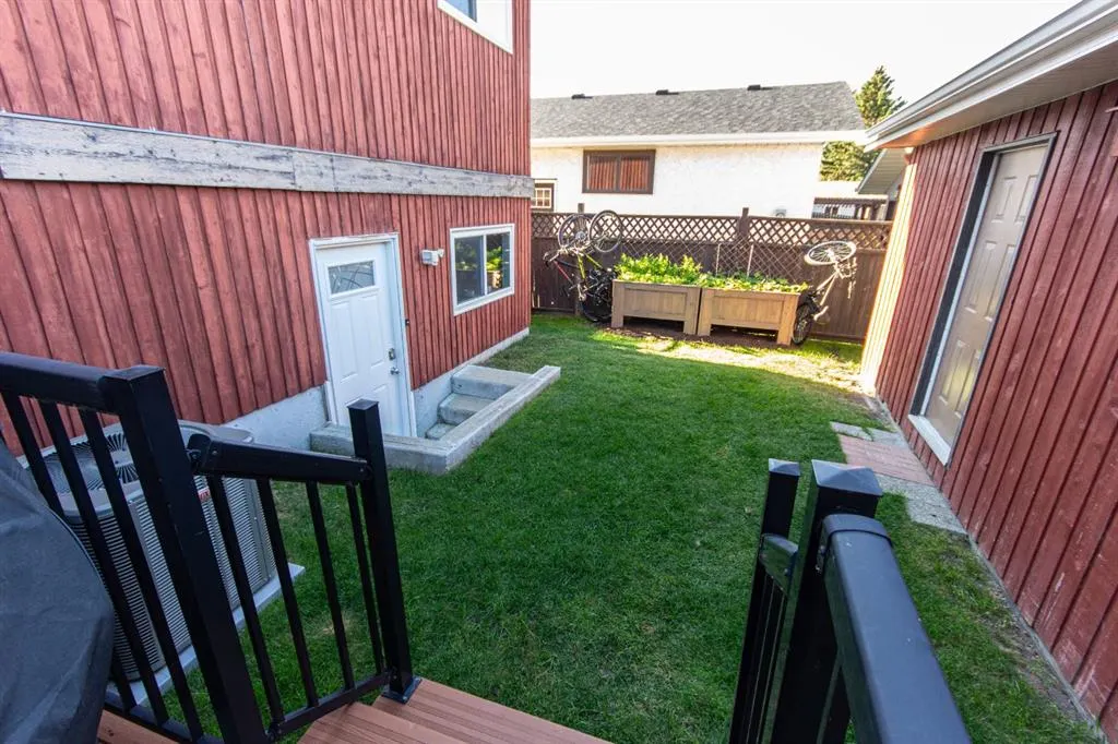 116 Carroll Crescent