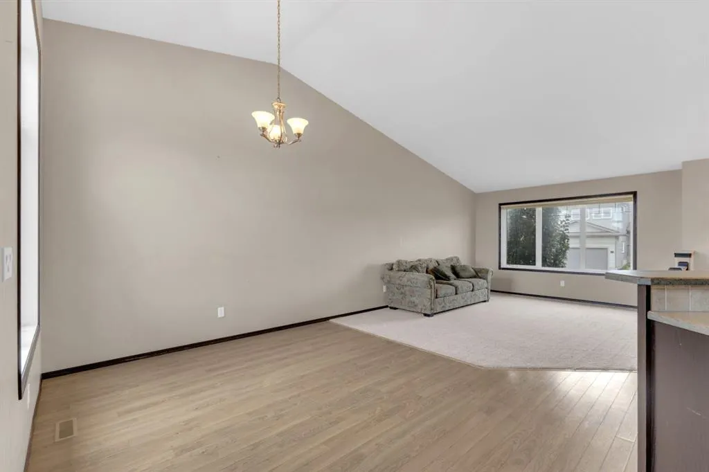 30 Bowman Circle